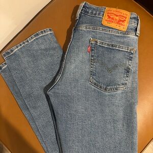 Levi's Men's Light Blue Straight Jeans